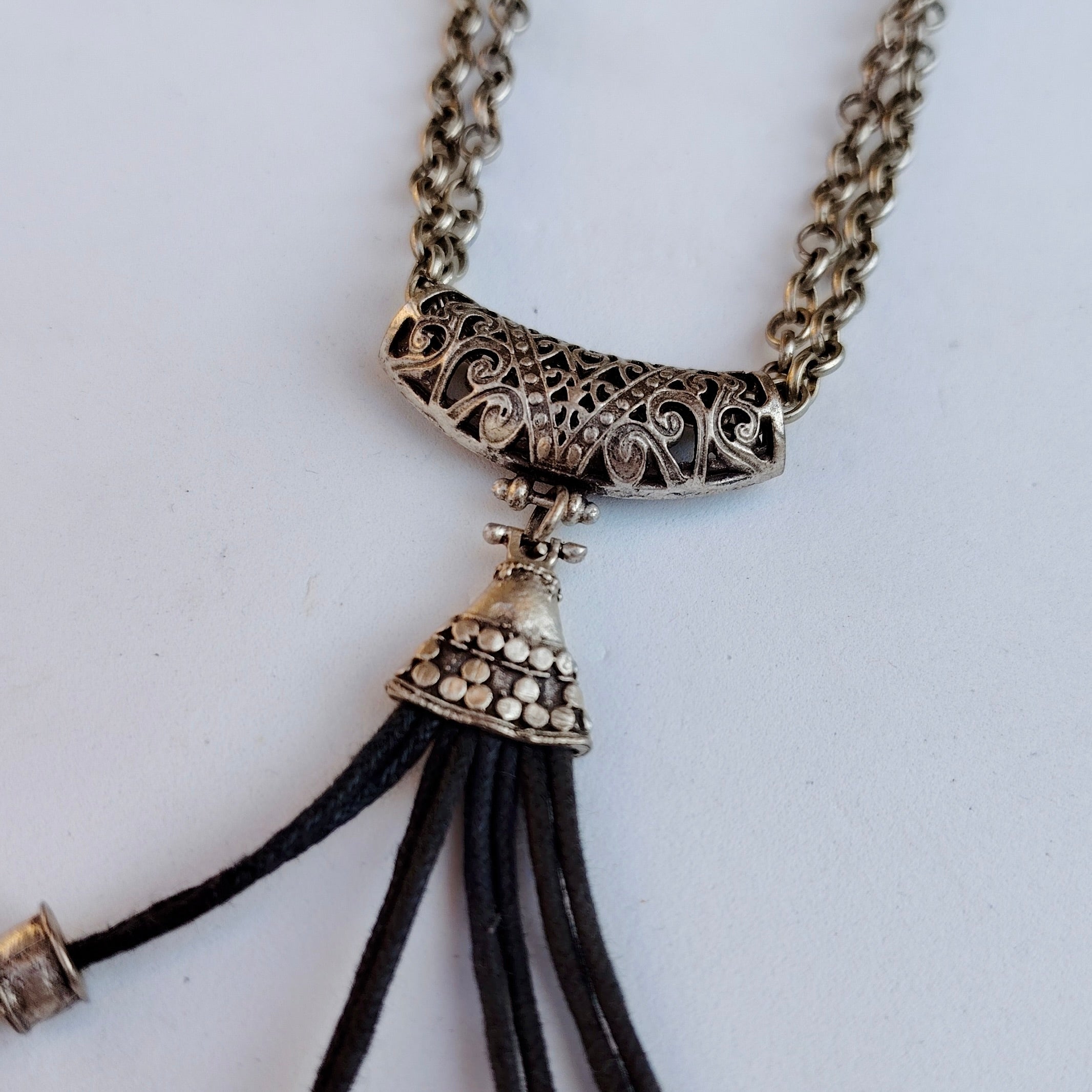Vintage Silver-Tone Floral Tassel Asymmetrical Necklace