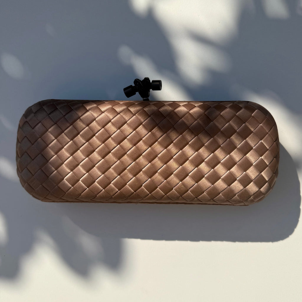 Bottega Veneta Intrecciato Leather Knot Clutch – Taupe