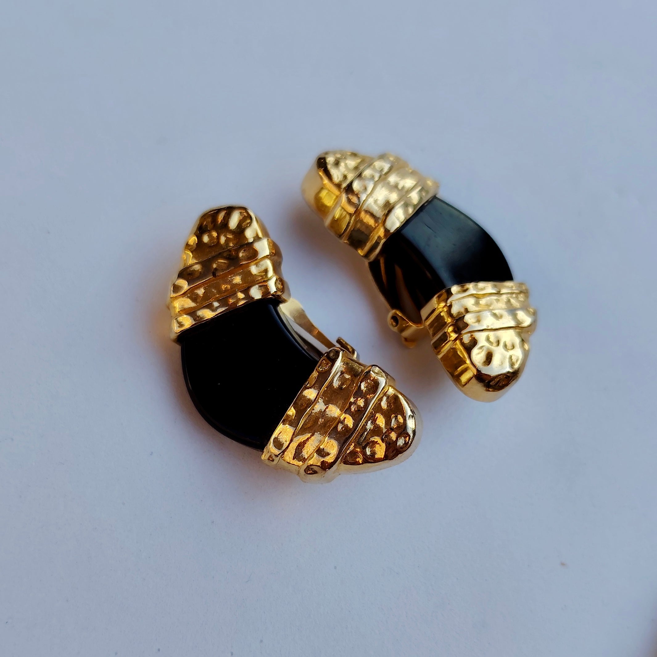 Vintage Black & Gold Statement Necklace & Clip-On Earrings Set