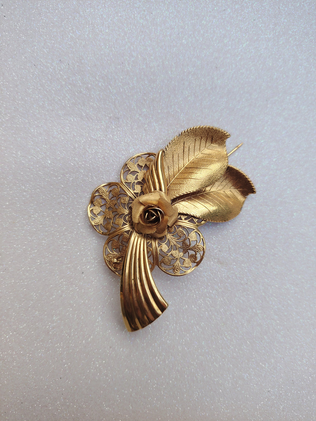 Aurea Brooch