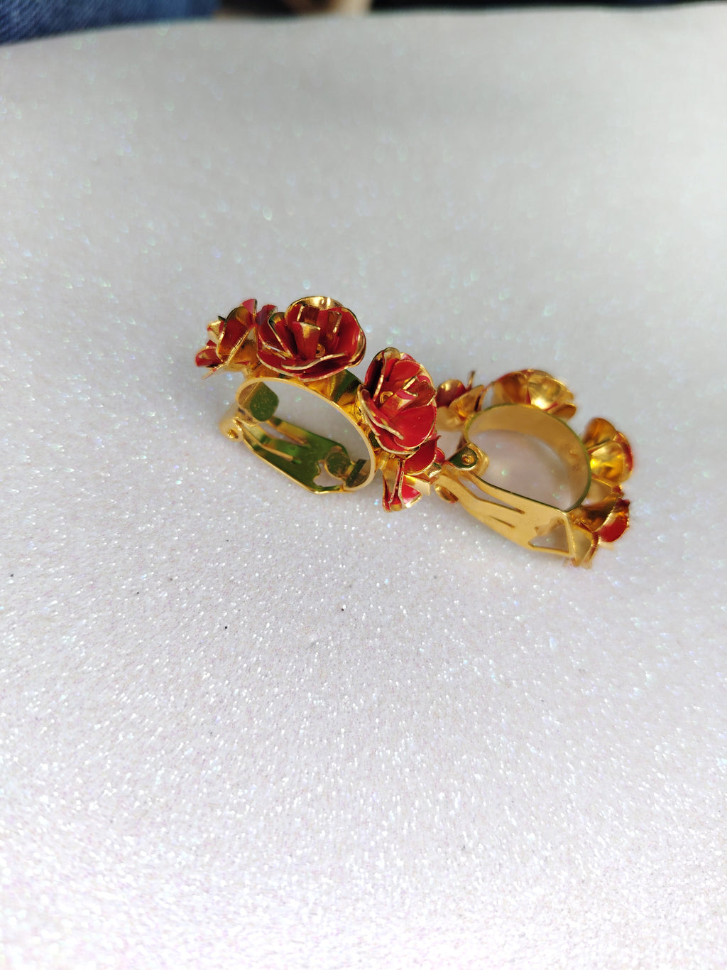 Ixora Clip-ons