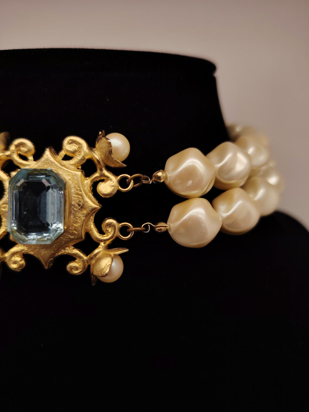 Victorian Azure Choker
