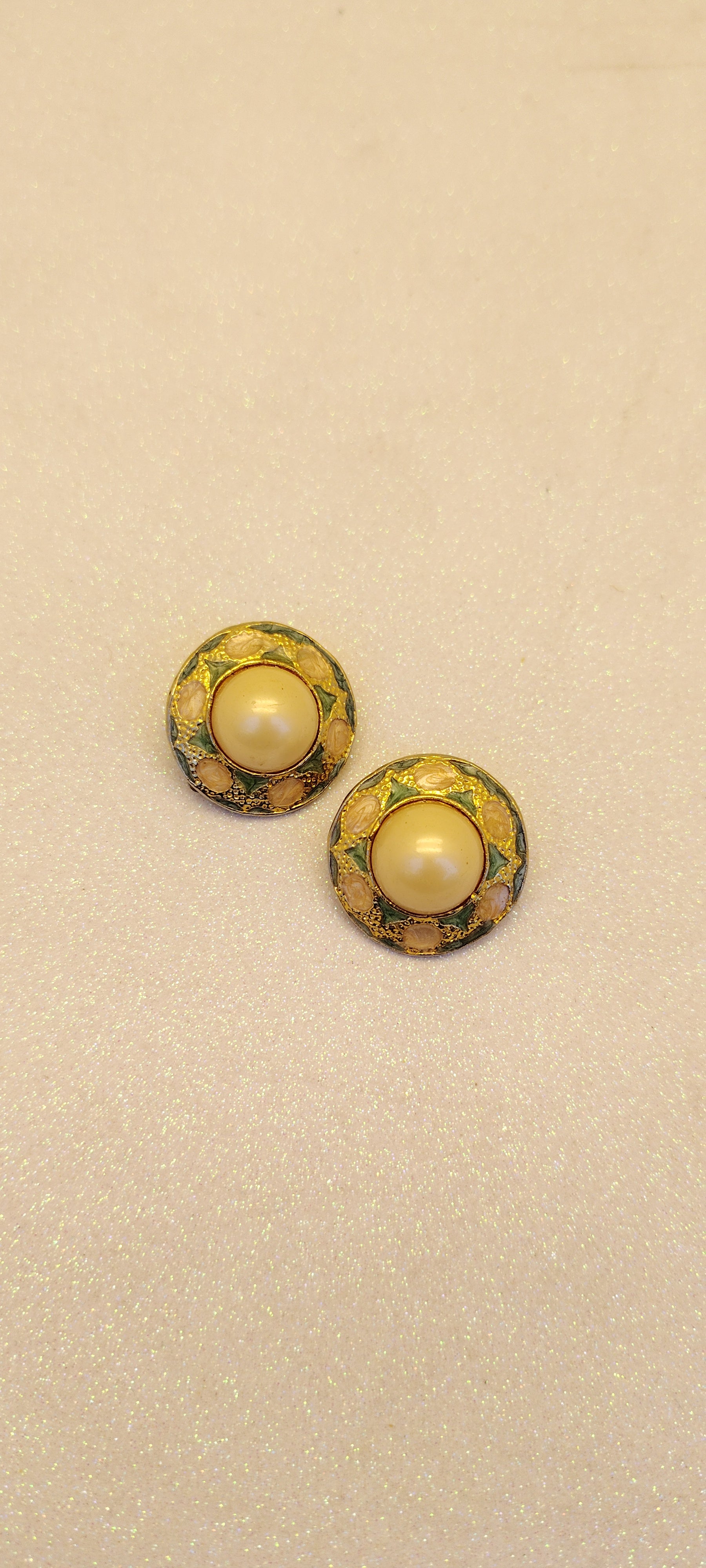 Lotus Clip-ons
