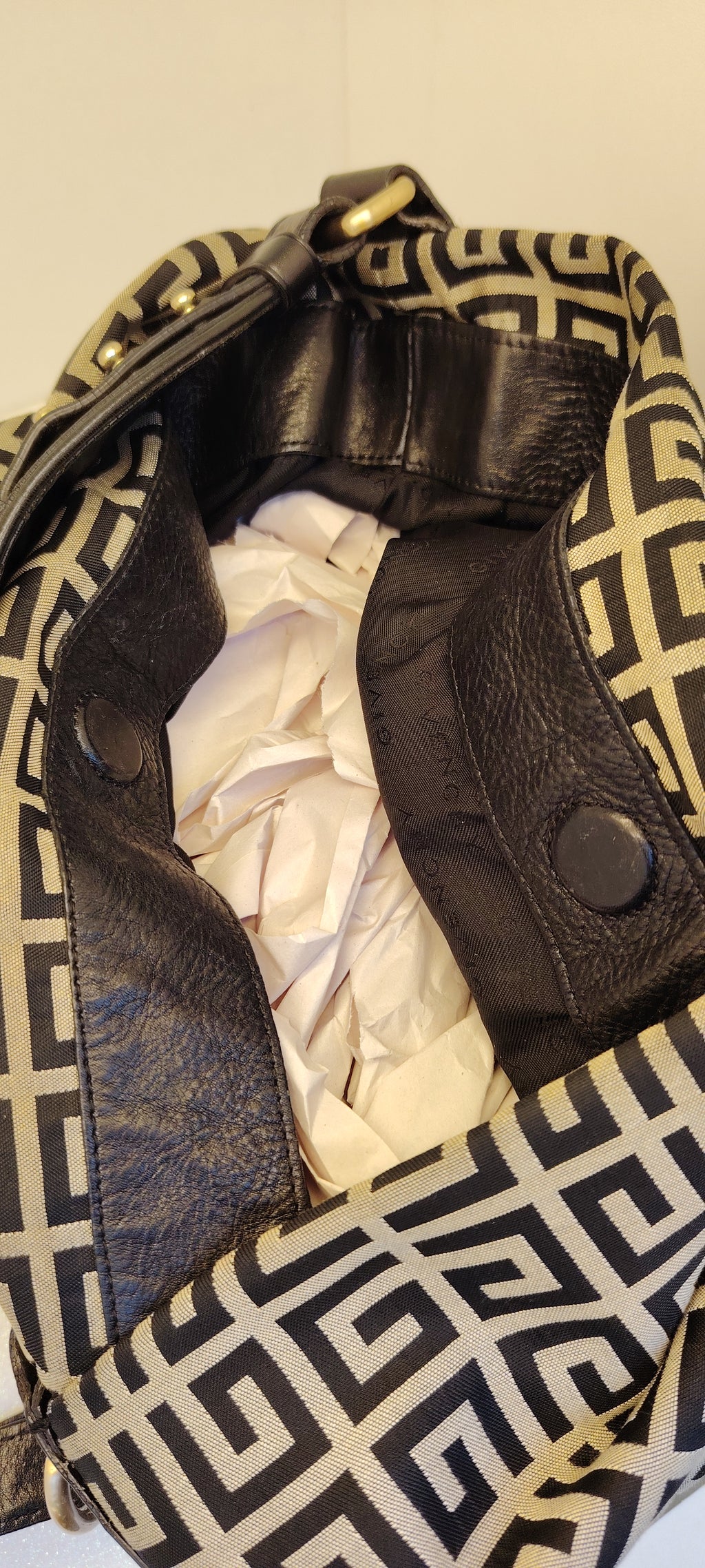 HOBO Givenchy